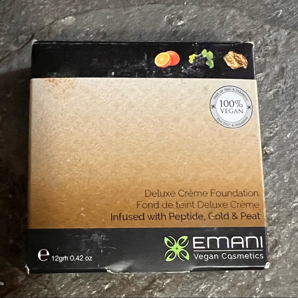 EMANI VEGAN COSMETICS delux cream foundation: rich, light, medium NWB